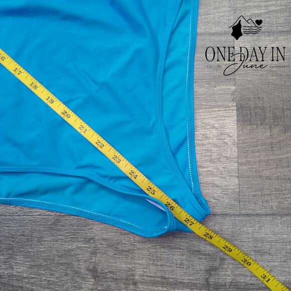 Aimage V Wire Cut Out One Piece Swimsuit Size M - Picture 6 of 7